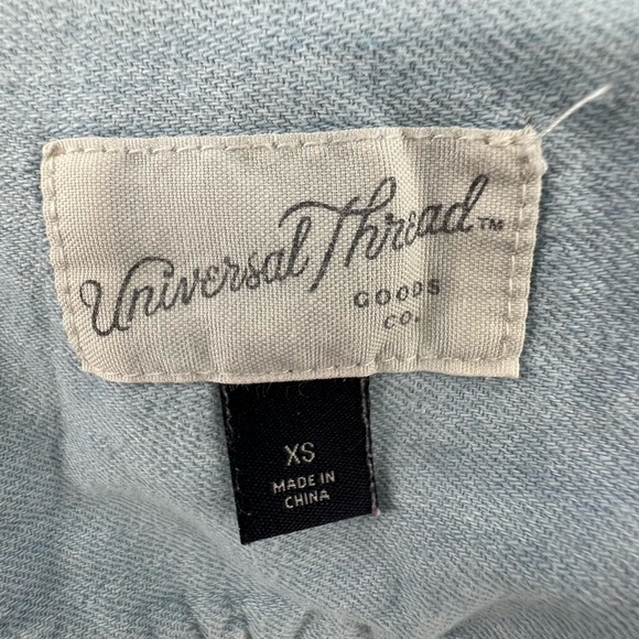 Universal Thread Long Sleeve Jean Shacket Shirt Size XS Women’s - Picture 2 of 5